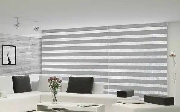 پرده برقی زبرا